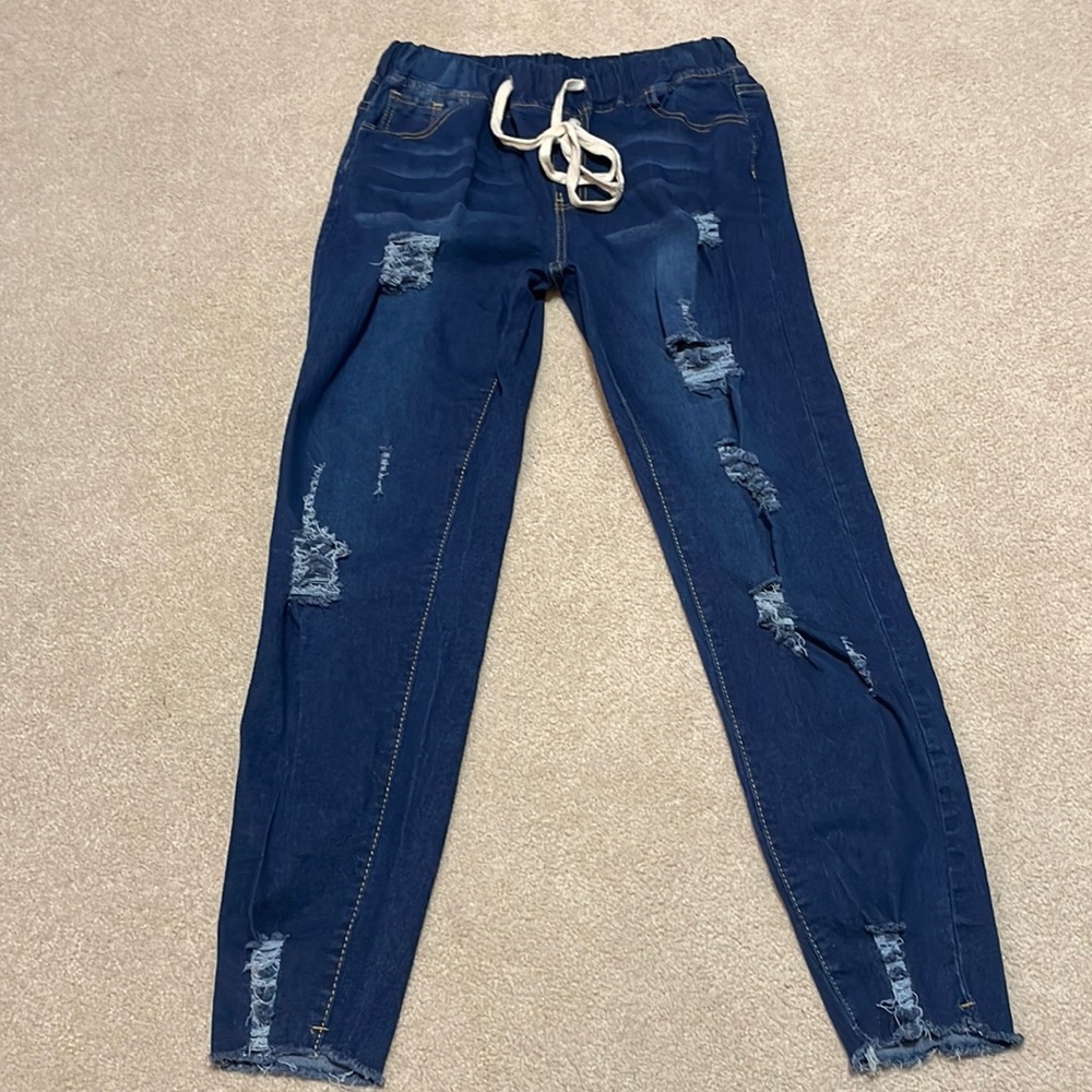 NWOT Elastic Waistband Jeans!